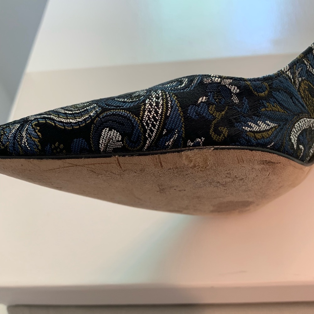 Manolo Blahnik Blue and Silver Brocade Heels - Picture 3 of 7
